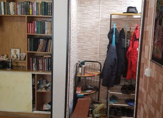 Продажа двухкомнатной квартиры, 40.2 м2, Артём, Московская улица, 2