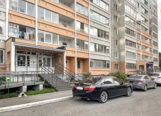 Продажа двухкомнатной квартиры, 56.2 м2, Пермь, Оханская улица, 31, жилой район Нижняя Курья