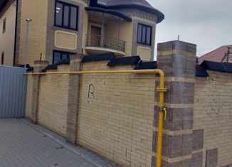 Продается дом, 330 м2, Армавир, улица Луначарского, 390