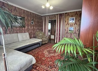 Трехкомнатная квартира на продажу, 80 м2, Оренбургская область, Ялтинская улица, 76