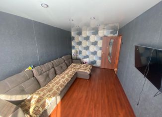 Продаю 3-ком. квартиру, 56 м2, Усть-Кут, улица Реброва-Денисова, 19