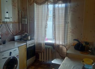 Продаю 2-комнатную квартиру, 45 м2, поселок Каскадный, Центральная улица, 3