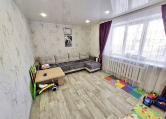 Продаю 2-ком. квартиру, 41.2 м2, Ишимбай, улица Мичурина, 14