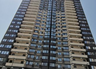 Продаю 2-комнатную квартиру, 76 м2, Краснодар, Береговая улица, 2к2, микрорайон Центральный