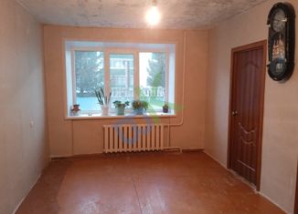 Продажа 4-ком. квартиры, 61.5 м2, Белебей, улица Революционеров, 2