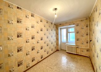 Продается 1-комнатная квартира, 32.9 м2, поселок городского типа Ижморский, Микрорайон, 15