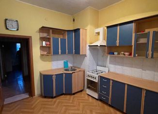 Сдается в аренду 2-комнатная квартира, 46 м2, Чебаркуль, улица Каширина, 11