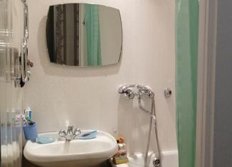 Сдается двухкомнатная квартира, 48 м2, Новокузнецк, улица Тореза, 93