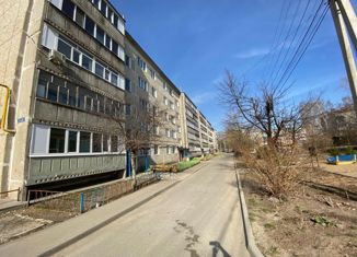 2-ком. квартира на продажу, 47 м2, село Высокая Гора, улица Мичурина, 1