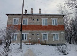 Продажа трехкомнатной квартиры, 44 м2, поселок городского типа Юрья, улица Большевиков, 33