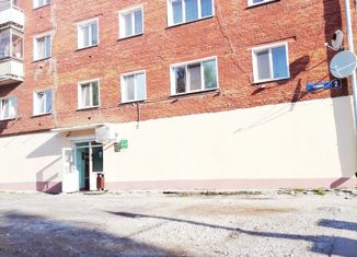 Продаю 3-комнатную квартиру, 51 м2, Салаир, улица Ленина, 2