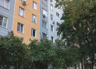 Продам 3-комнатную квартиру, 60.2 м2, Москва, улица Маршала Захарова, 23, станция Царицыно