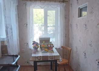 Продам 2-комнатную квартиру, 45 м2, Новочеркасск, Путиловский переулок, 2