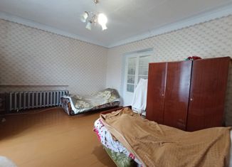 2-комнатная квартира на продажу, 59 м2, Дегтярск, улица Площадь Ленина, 6