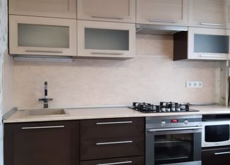 Двухкомнатная квартира на продажу, 45 м2, Ангарск, улица Гагарина, 6