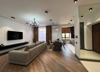 Продаю 2-ком. квартиру, 53 м2, Сочи, улица Цюрупы, 34, микрорайон Новый Сочи