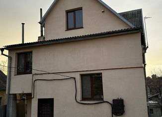 Продам дом, 256.3 м2, село Украинка, улица Мира