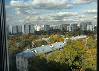 Продаю 3-ком. квартиру, 62 м2, Москва, улица Менжинского, 13к3, улица Менжинского