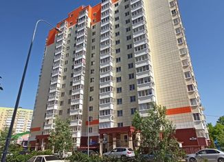 Сдается в аренду двухкомнатная квартира, 41.2 м2, Краснодар, улица имени Валерия Гассия, 6А