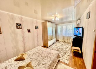 Продаю однокомнатную квартиру, 31 м2, Таганрог, Безымянный переулок, 1