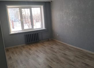 Продам 3-комнатную квартиру, 59 м2, Шарыпово, 1-й микрорайон, 12