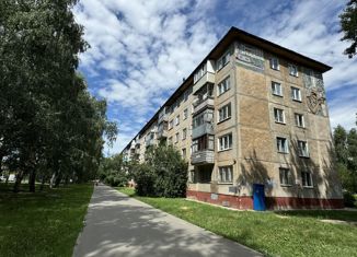 Продаю 3-ком. квартиру, 61.3 м2, Алтайский край, улица Антона Петрова, 202