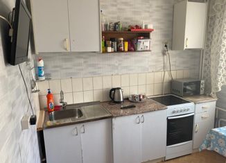 Продам 2-ком. квартиру, 50.8 м2, Воронеж, улица Машиностроителей, 13/1, Коминтерновский район