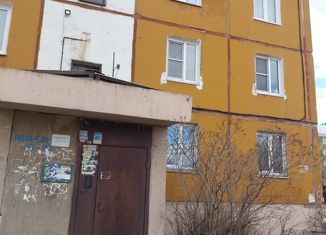 Двухкомнатная квартира на продажу, 53 м2, Иркутская область, Школьная улица, 39