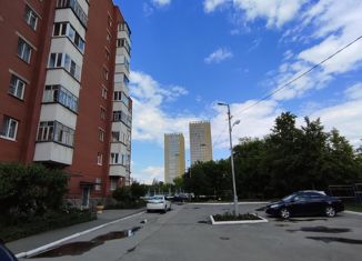 Продам четырехкомнатную квартиру, 100.4 м2, Свердловская область, улица Титова, 17В