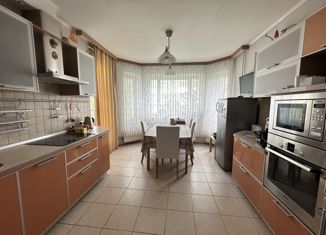 Продаю 2-ком. квартиру, 78 м2, Москва, Пенягинская улица, 12к1, Пенягинская улица