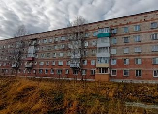 Продается 2-ком. квартира, 39.5 м2, поселок городского типа Шерегеш, улица Гагарина, 24