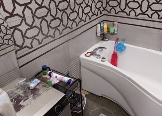 Продается 3-комнатная квартира, 81 м2, деревня Образцово, улица Емлютина, 5