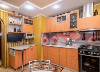 Продается 2-ком. квартира, 58 м2, Краснодар, Российская улица, 74к2, ЖК Симфония