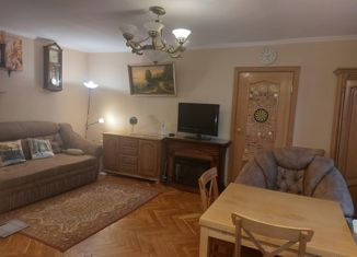 Продается 2-ком. квартира, 45.5 м2, Москва, улица Новаторов, 40к14, улица Новаторов