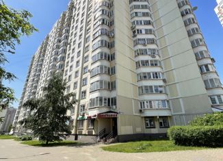 Продам трехкомнатную квартиру, 78 м2, Люберцы, проспект Победы, 3