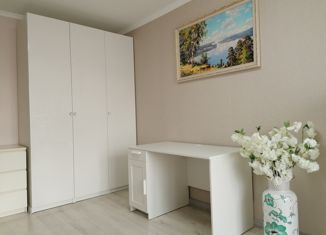 Продается однокомнатная квартира, 33 м2, Москва, Ельнинская улица, 3, метро Молодёжная