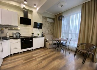 Продам квартиру студию, 27 м2, Сочи, улица Гастелло, 28к1, ЖК Континент