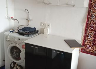Сдаю в аренду комнату, 90 м2, Новосибирск, улица Римского-Корсакова, 3, метро Студенческая