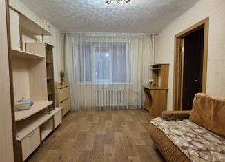 Продам 3-комнатную квартиру, 43.7 м2, Челябинск, улица Дзержинского, 103