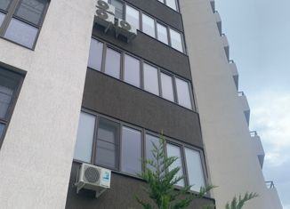 Продам 3-ком. квартиру, 62.2 м2, посёлок городского типа Дагомыс, Армавирская улица, 78А