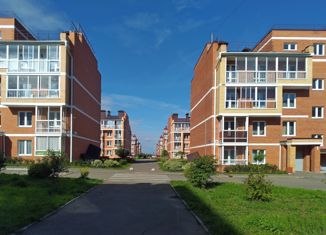 Продам трехкомнатную квартиру, 85 м2, поселок Дзержинск, микрорайон Современник, 21