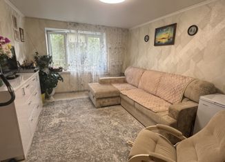 Продам двухкомнатную квартиру, 46.8 м2, Омск, улица Комкова, 2