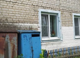 Продается двухкомнатная квартира, 40 м2, поселок Курбатово, Школьная улица, 80