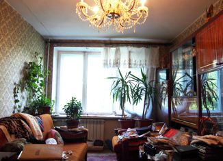 Продажа 2-комнатной квартиры, 49.1 м2, Ломоносов, Профсоюзная улица, 27