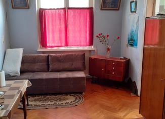 Продается 2-ком. квартира, 40.6 м2, поселок Верхнебаканский, улица Ленина, 24