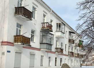 Продается трехкомнатная квартира, 55.5 м2, Троицк, улица имени Н.В. Гоголя, 11