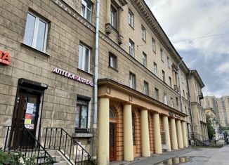 Продается трехкомнатная квартира, 76.4 м2, Санкт-Петербург, Скобелевский проспект, 16, Скобелевский проспект