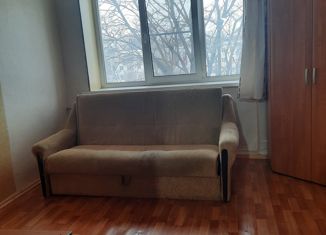 Продаю однокомнатную квартиру, 17 м2, Великий Новгород, улица Павла Левитта, 7