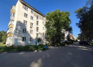 Продается двухкомнатная квартира, 51.8 м2, Заречный, Комсомольская улица, 14