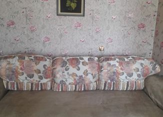 Продается двухкомнатная квартира, 45.1 м2, Бердск, Микрорайон, 14